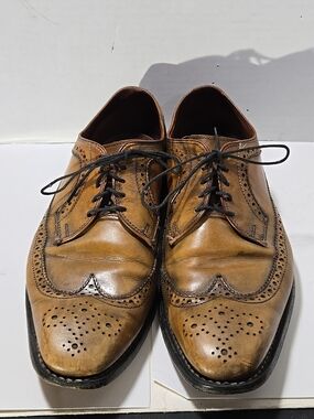 Allen Edmonds Brown Leather Wingtip Oxfords 9D